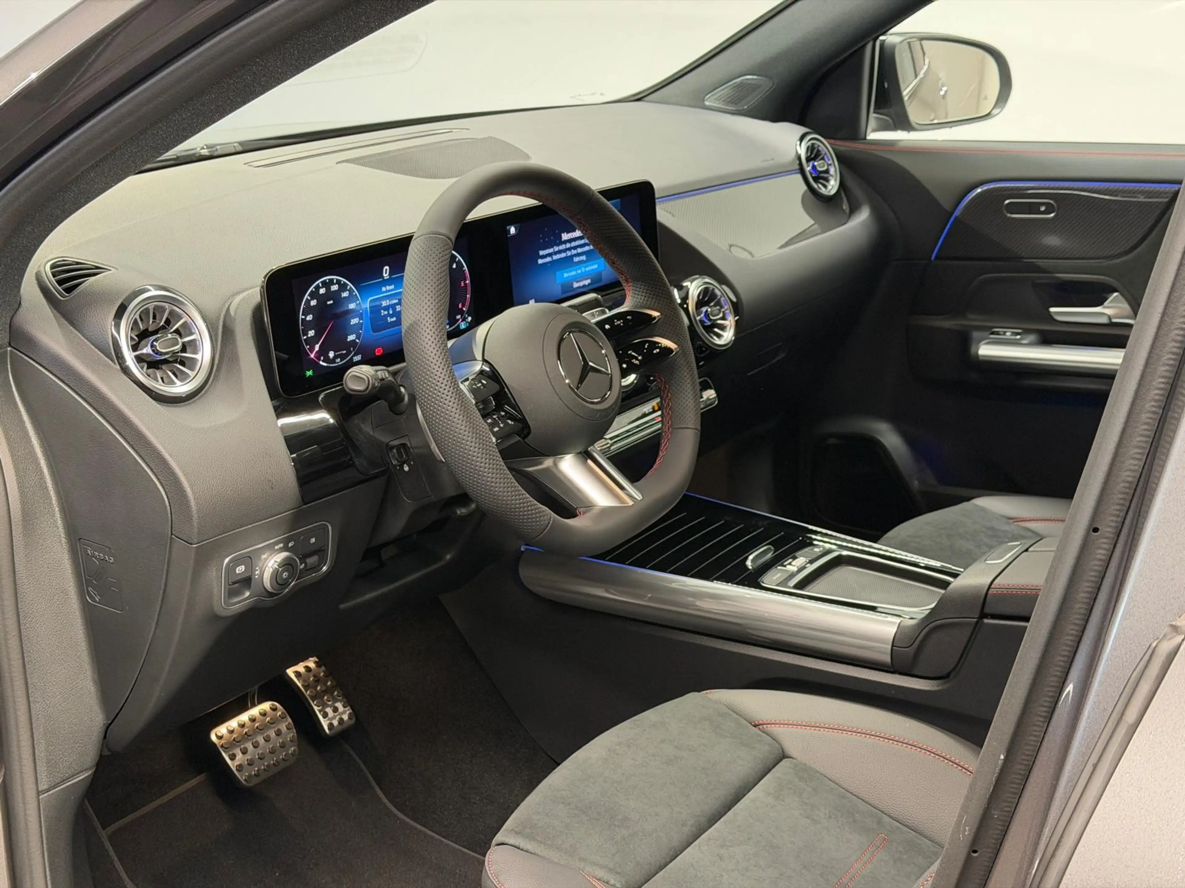 Mercedes-Benz GLA 200 d 4MATIC Österreich-Edition — photo 9