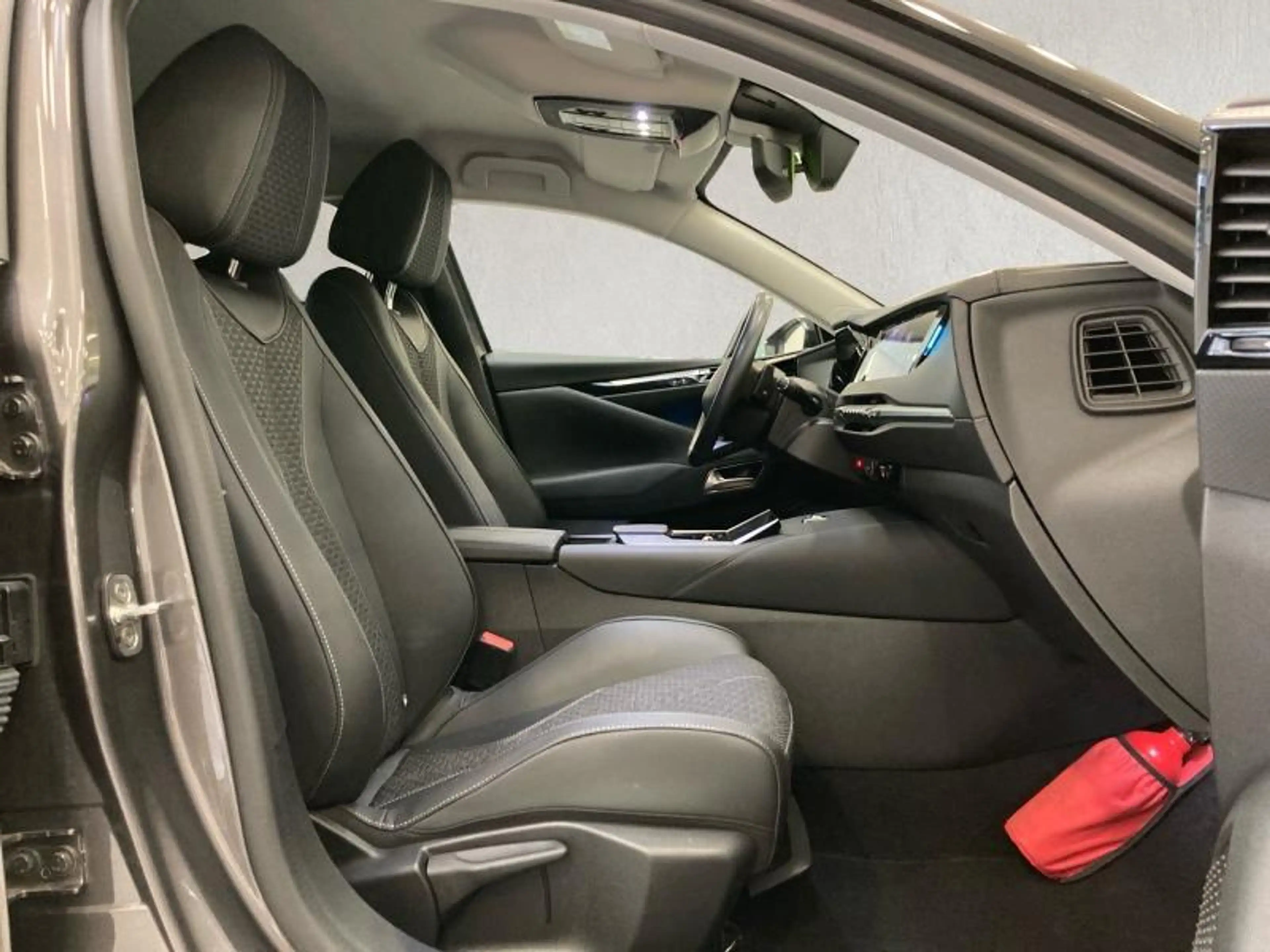 DS Automobiles DS 4 ***DS4 Trocadero *** — photo 13