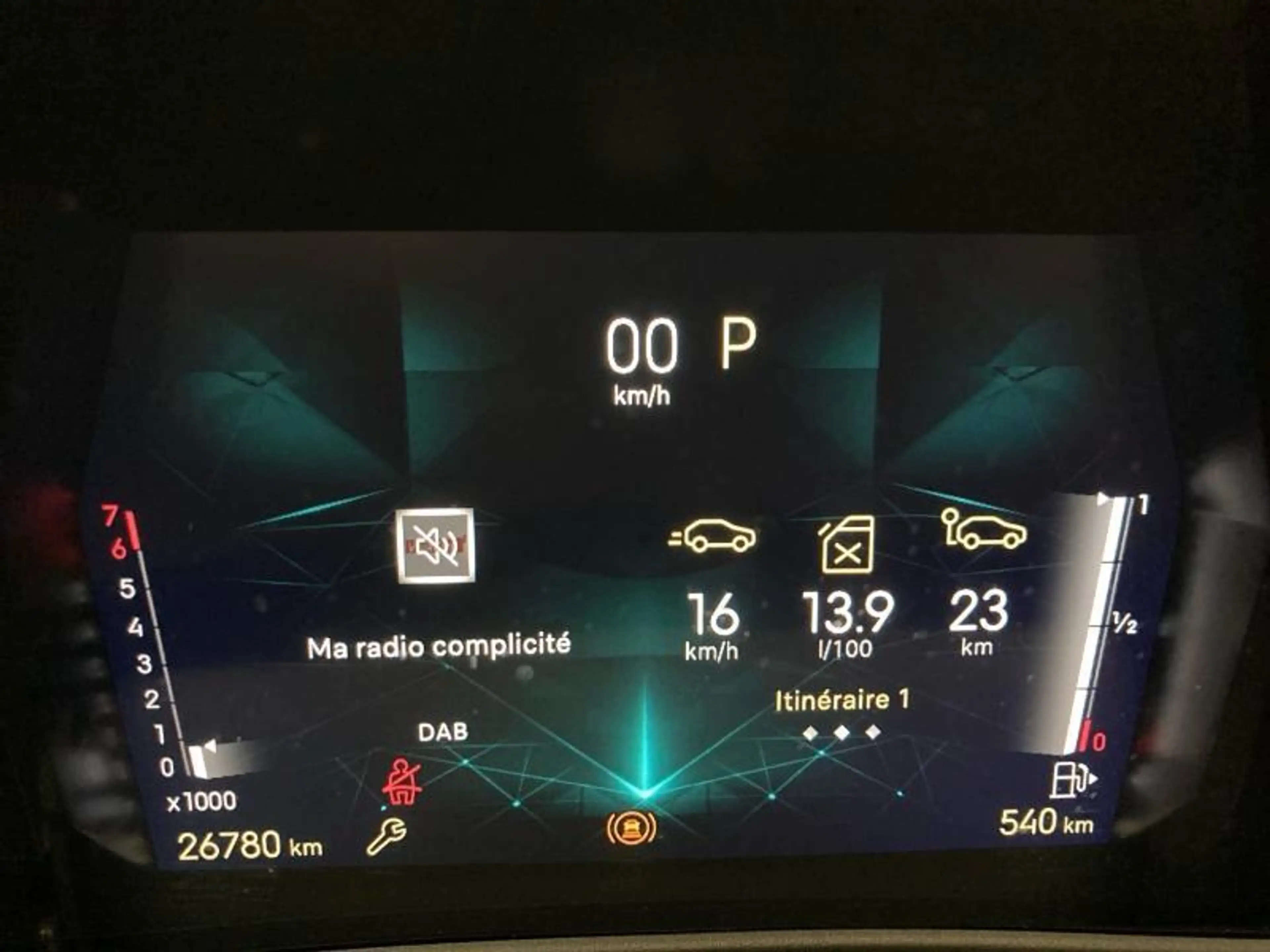 DS Automobiles DS 4 ***DS4 Trocadero *** — photo 15