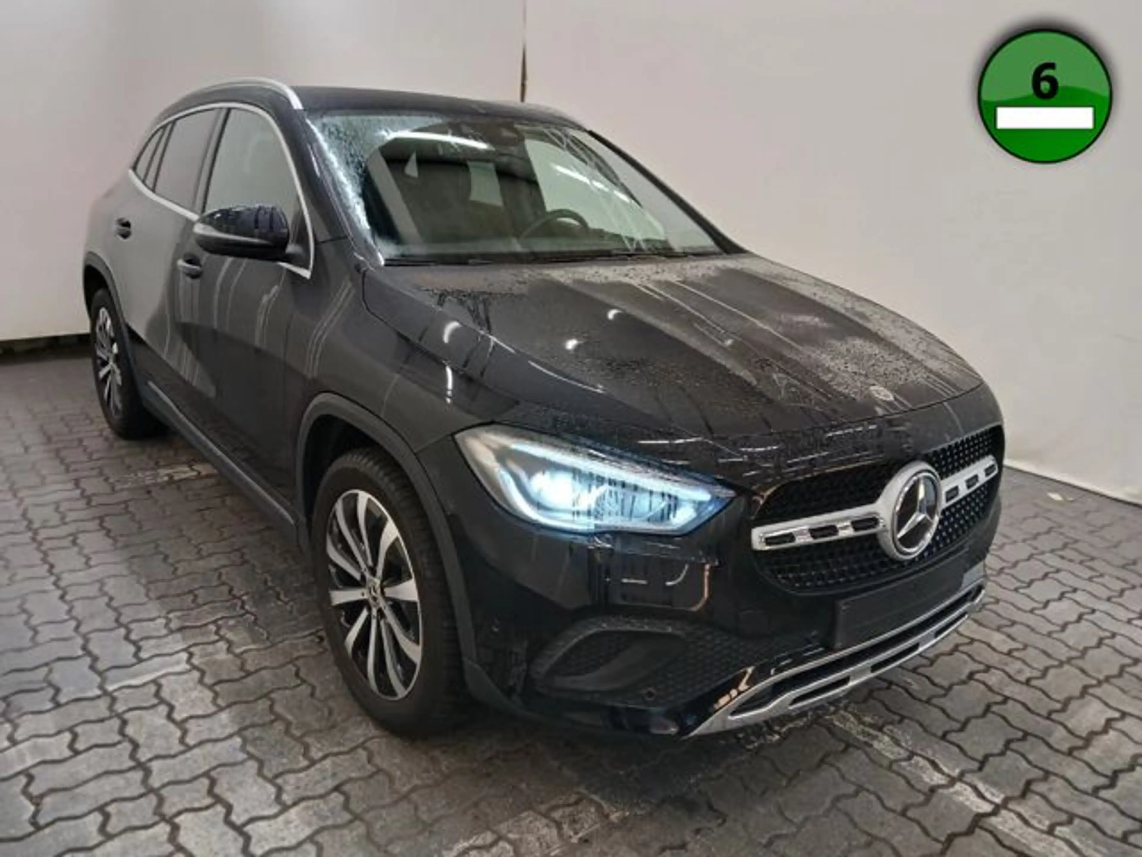 Mercedes-Benz GLA 200 7G-DCT "Progressive" AHK LED NAV RFK ALU — photo 12