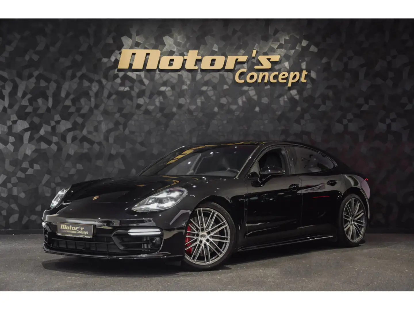 Porsche Panamera Turbo V8 Noir - 1