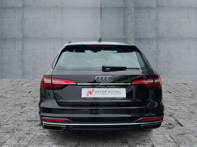 Audi A4 view 5