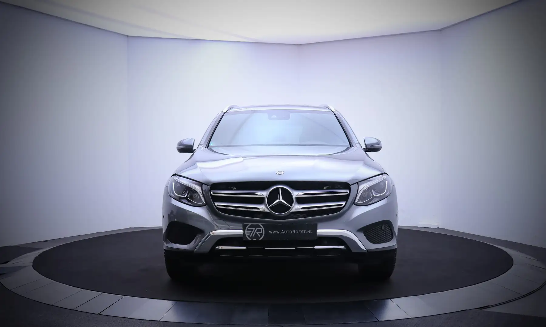 Mercedes-Benz GLC 250 9G-Tr. 4MATIC LUXURY Plus FULL LED/LEDER/NAVI/STOE Grijs - 2