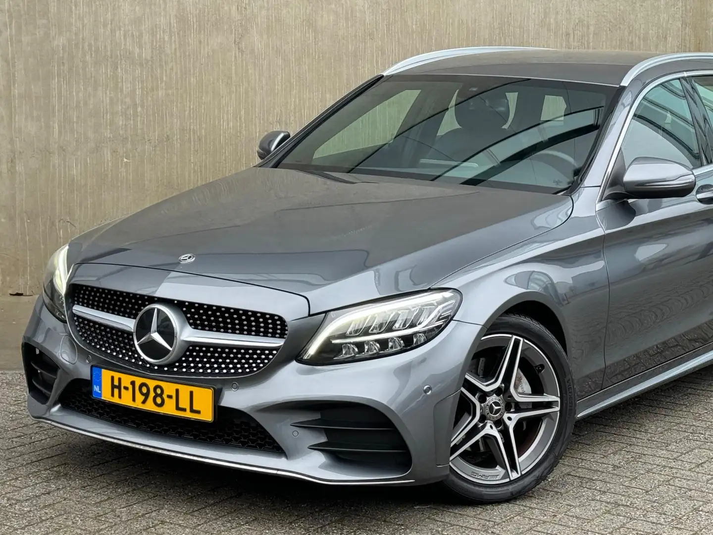 Mercedes-Benz C 160 Estate AMG 2020 AUT Grijs VOL OPTIE siva - 2