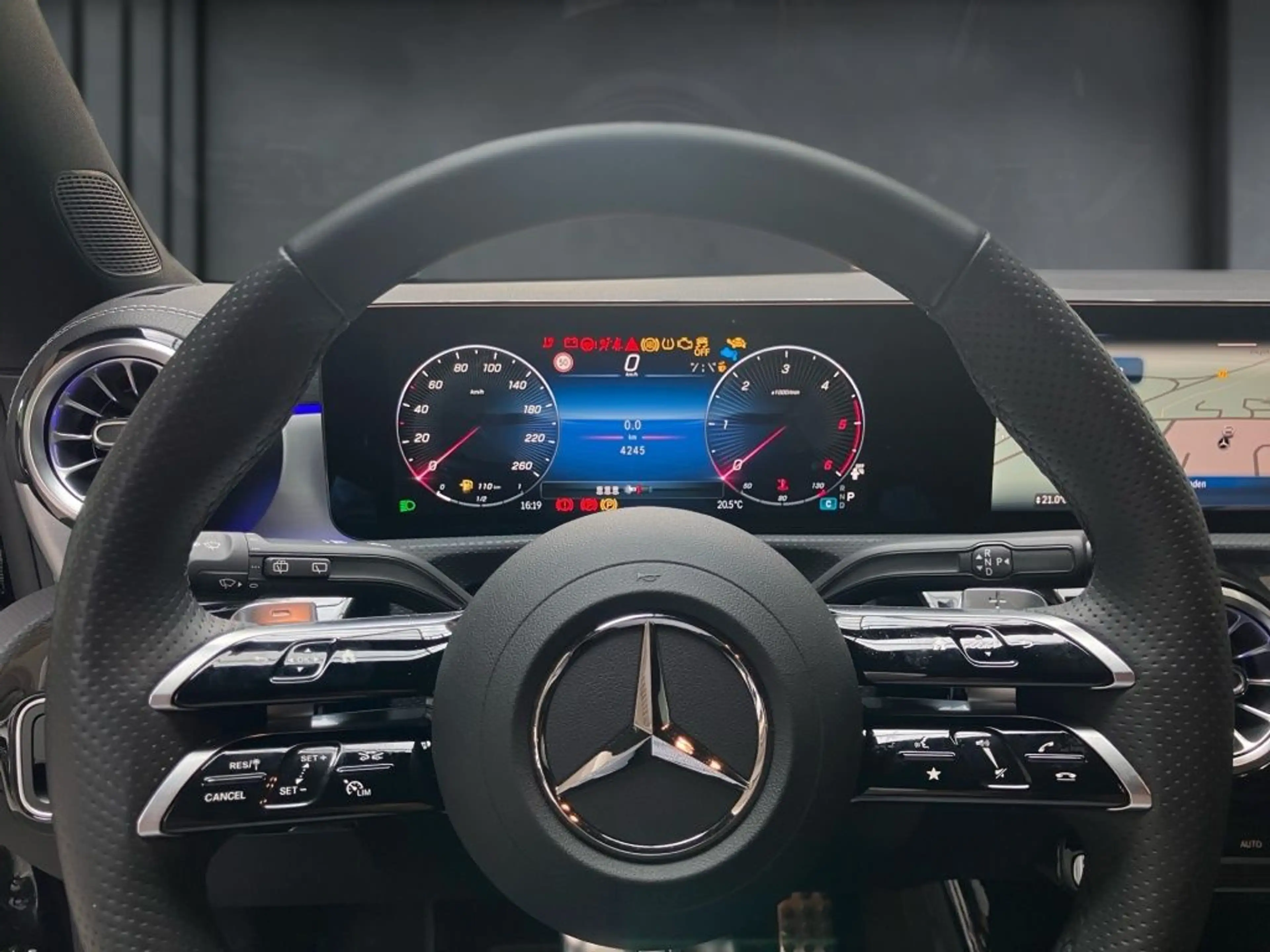 Mercedes-Benz CLA 220 CLA 220 d SB AMG+MBUX+Night+Ambiente+ILS+Mbeam — photo 8
