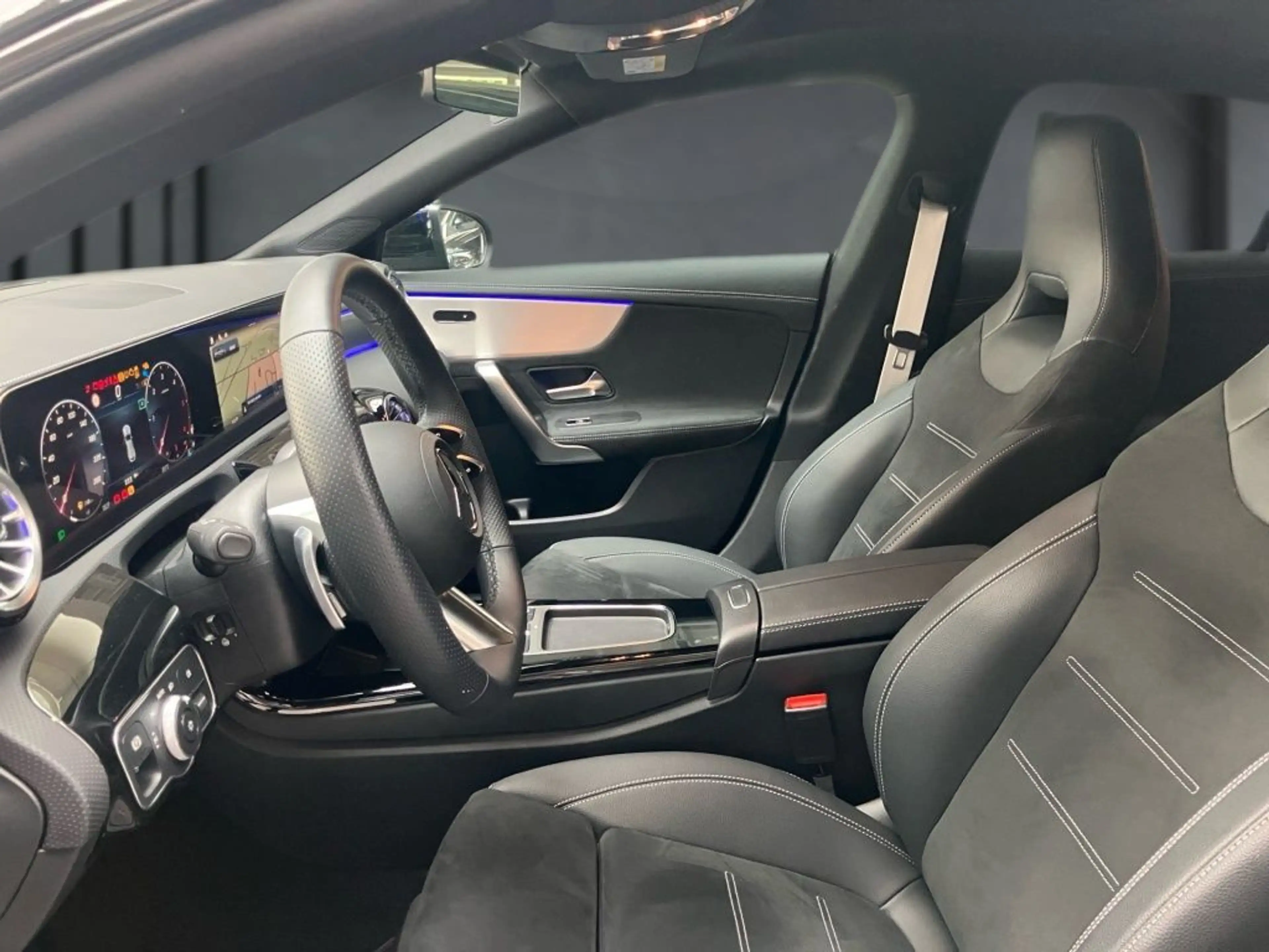 Mercedes-Benz CLA 220 CLA 220 d SB AMG+MBUX+Night+Ambiente+ILS+Mbeam — photo 7