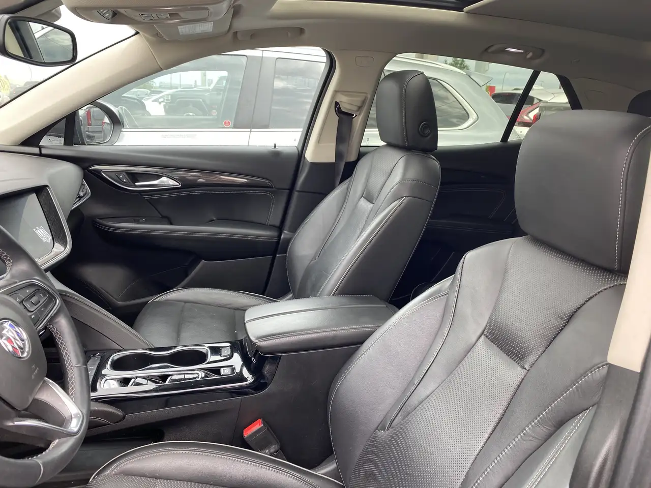 Buick Envision снимка Buick Envision