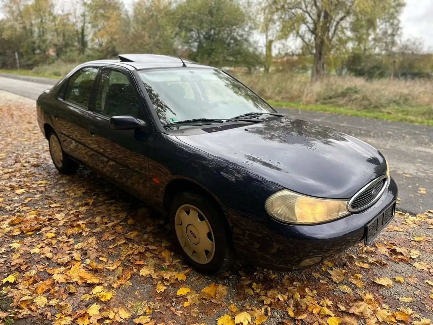 Ford Mondeo 16V Ambienteklimatr+SD-AHK.1Hand.Tüv27 Bleu - 2