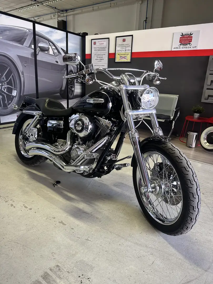 Harley-Davidson Super Glide - 1