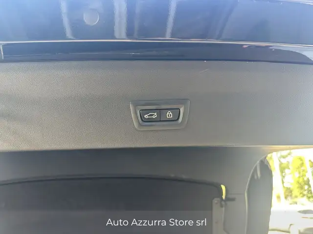 BMW X4 view 30