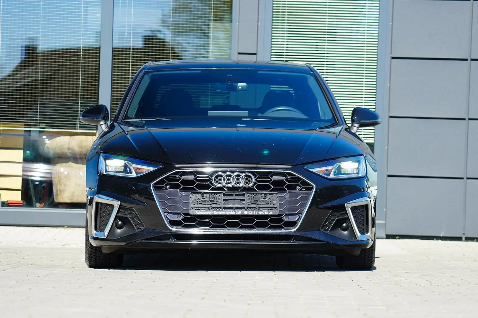 Audi A4 Lim. 35 TDI S line *MIT 2 JAHRE GARANTIE* Noir - 2