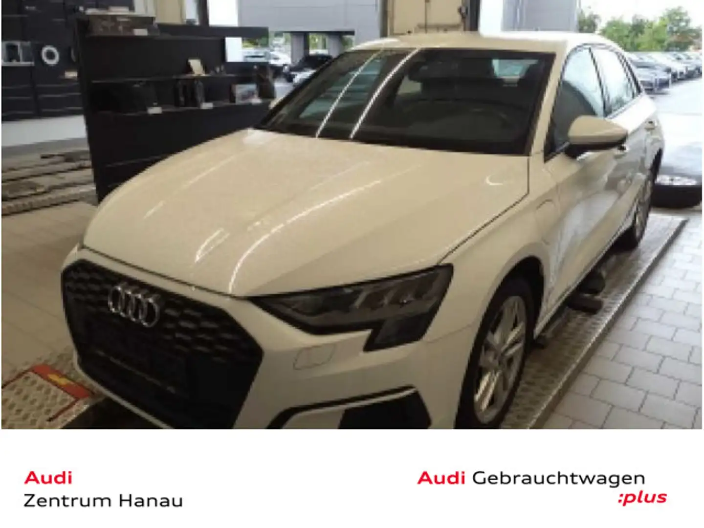 Audi A3 40 TFSI e S tronic *LED*SMART INTER Weiß - 1
