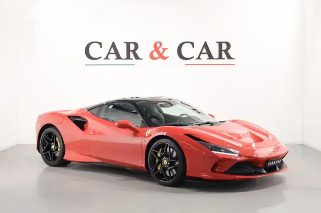 Ferrari F8 Tributo Tributo V8