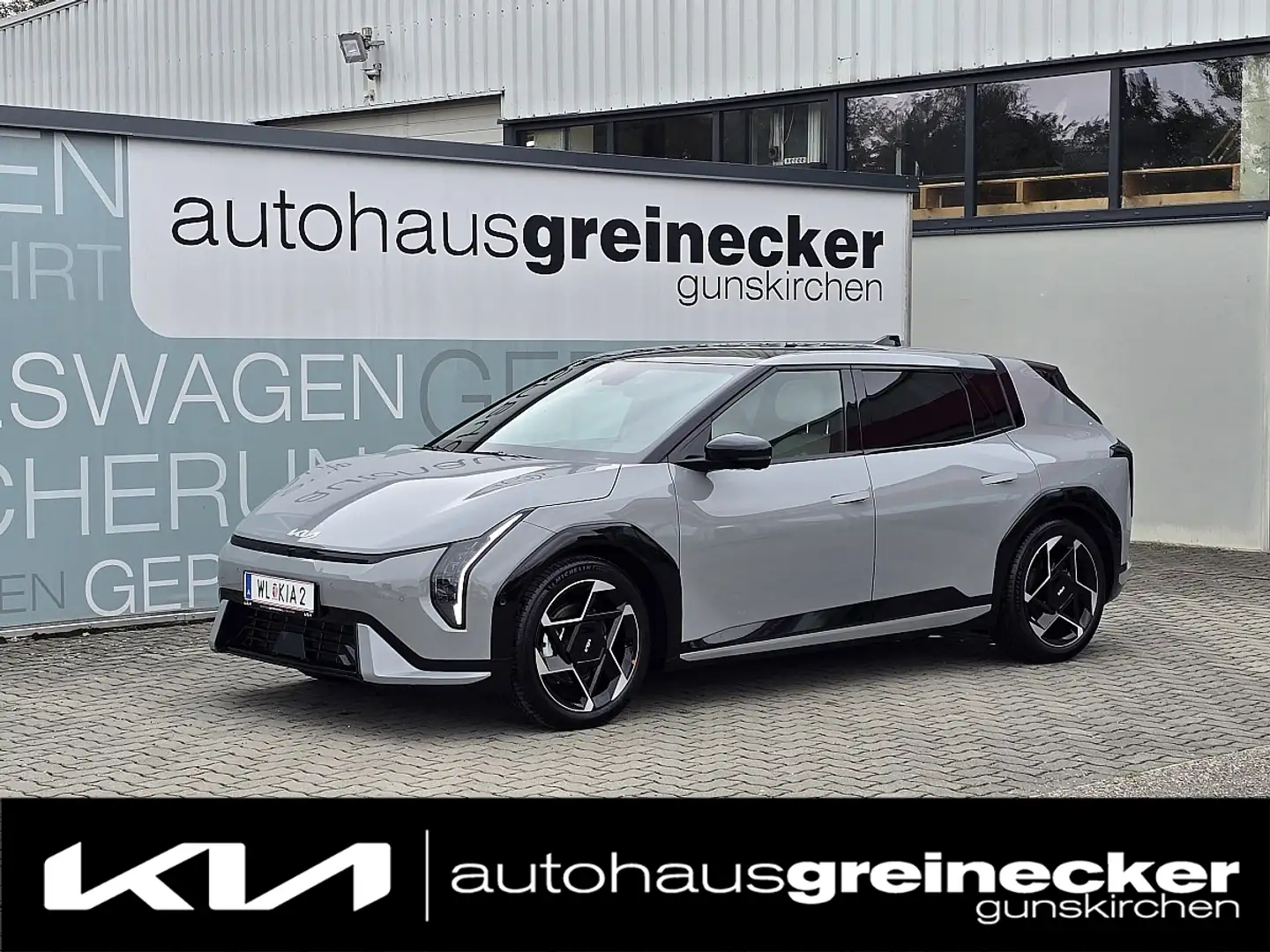 Kia EV4 Hatchback 81,4 kWh GT-LINE Grau - 1