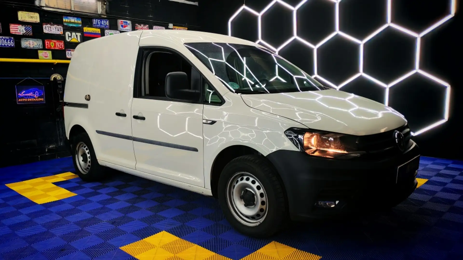 Volkswagen Caddy Furgón 2.0TDI 55kW Blanc - 1