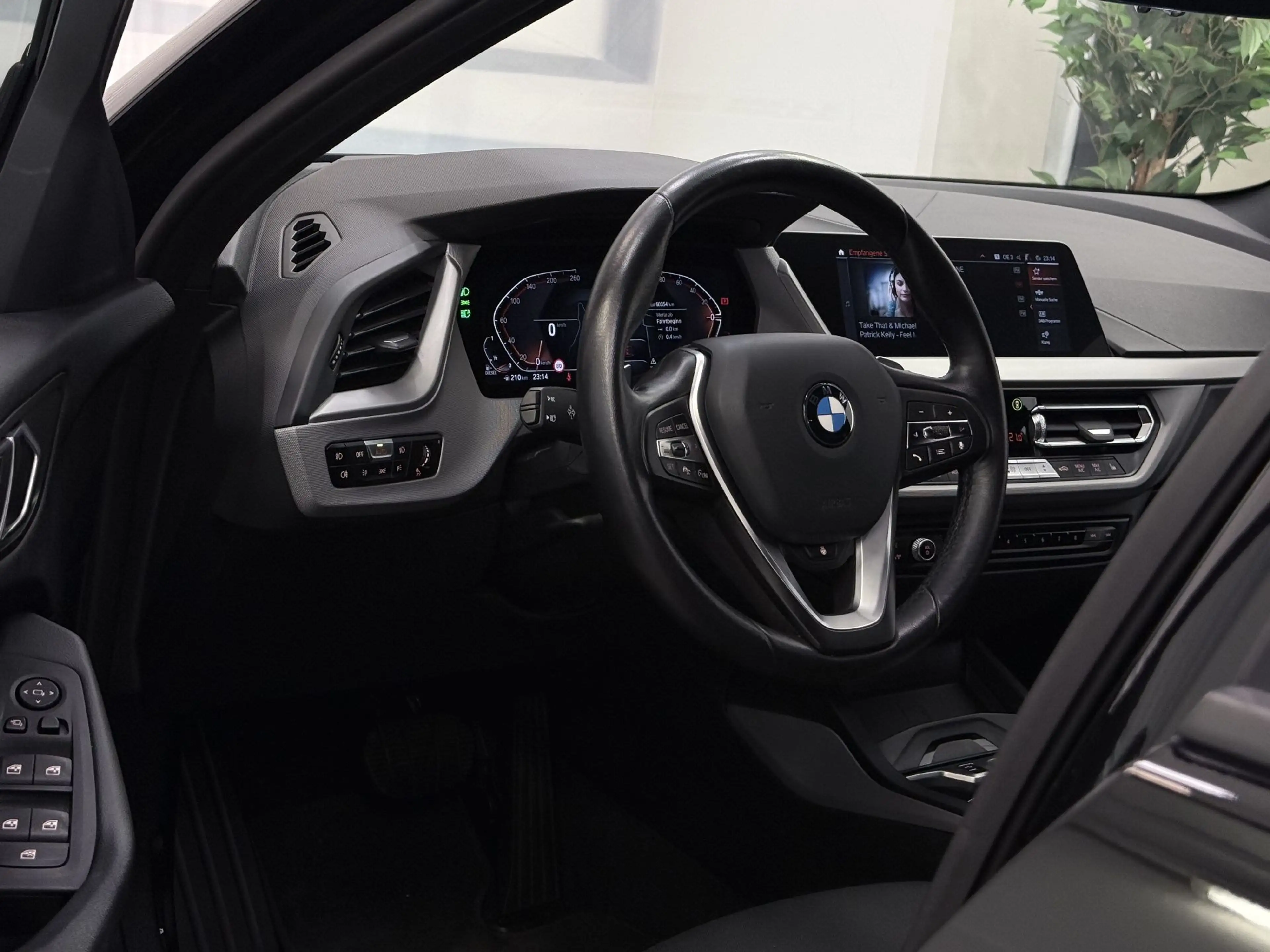 BMW 118 LED ✅ RFK ✅ Sport ✅ BACK in BLACK — photo 13
