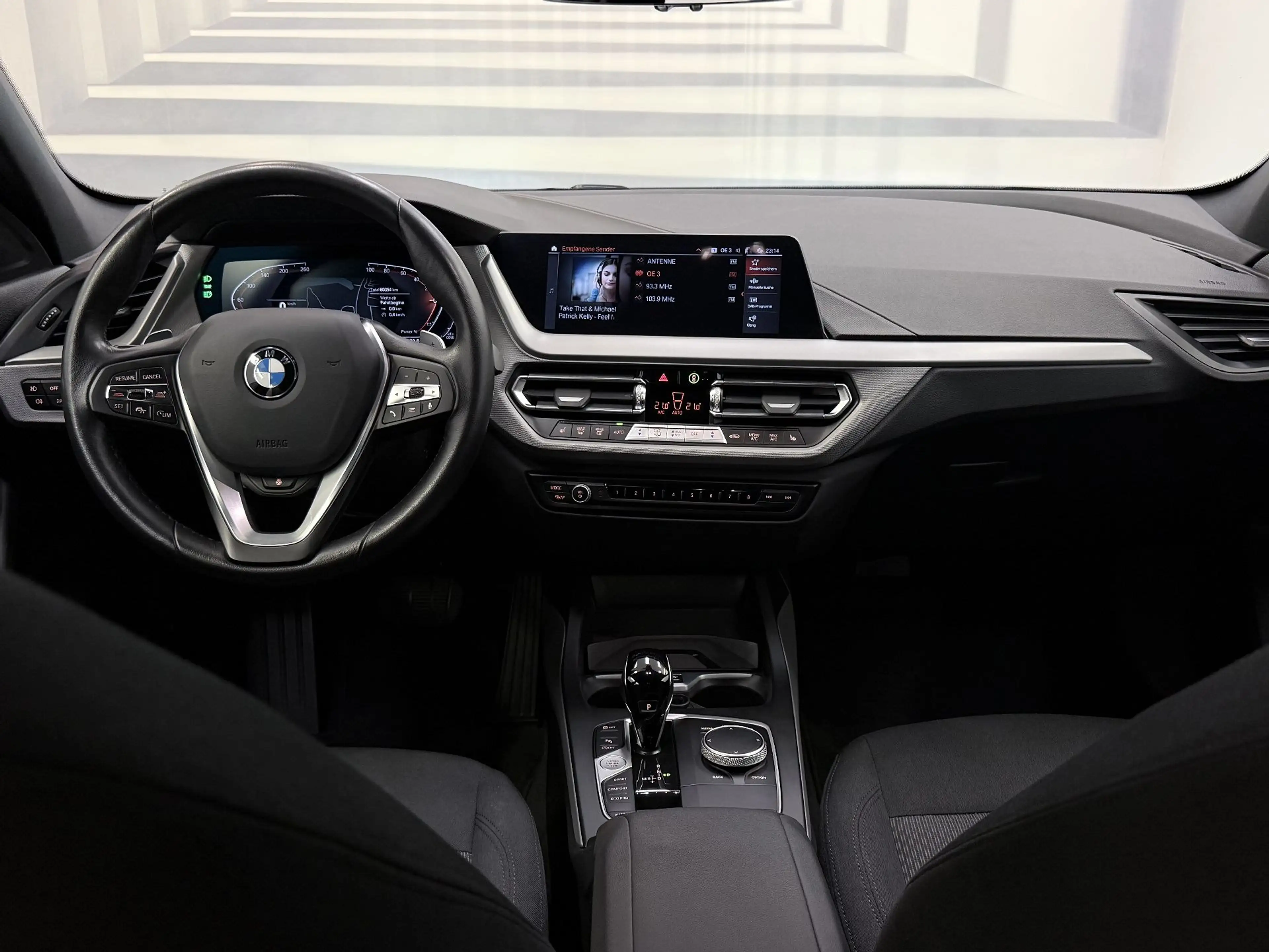 BMW 118 LED ✅ RFK ✅ Sport ✅ BACK in BLACK — photo 15