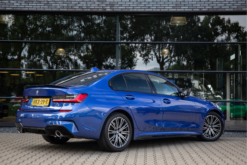 BMW 320 3-serie 320i High Executive M-Sport Shadowline, Ke — photo 2