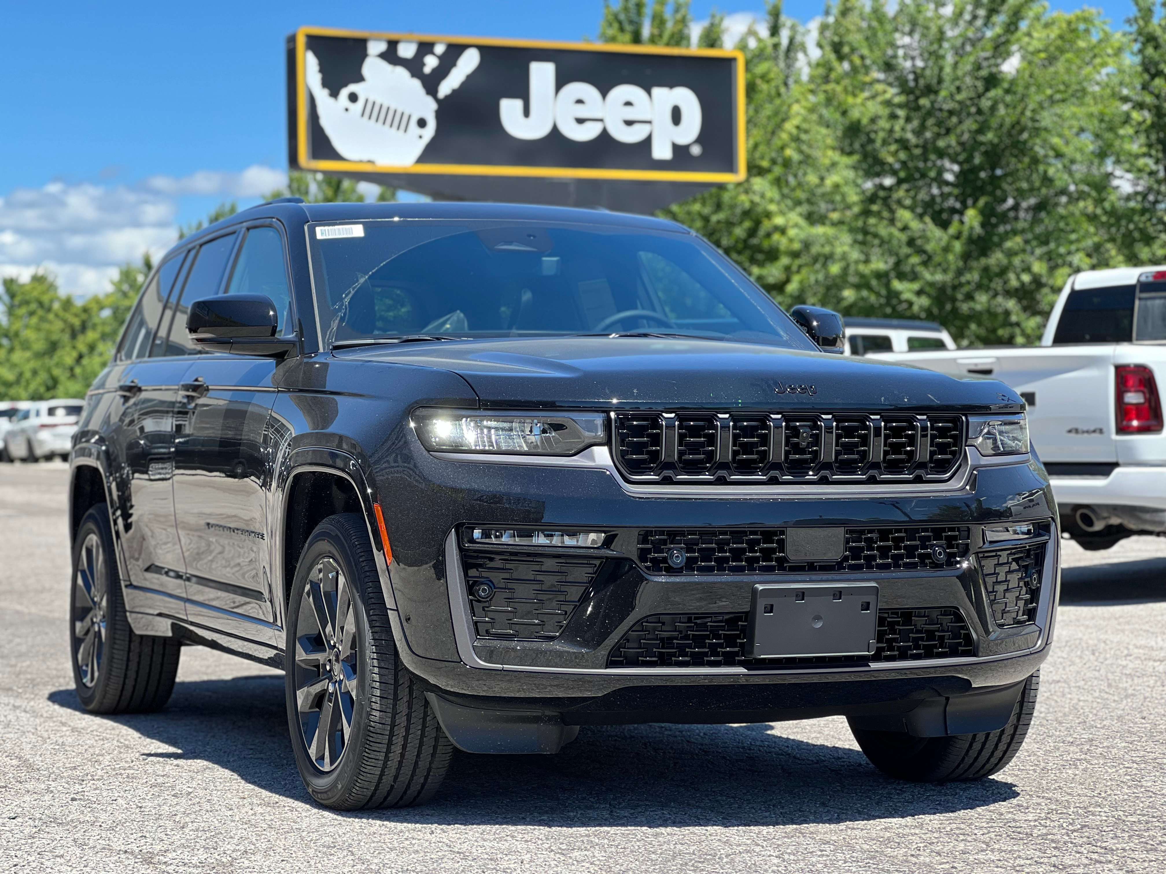 2026 Jeep Grand Cherokee Limited Reserve 4x4