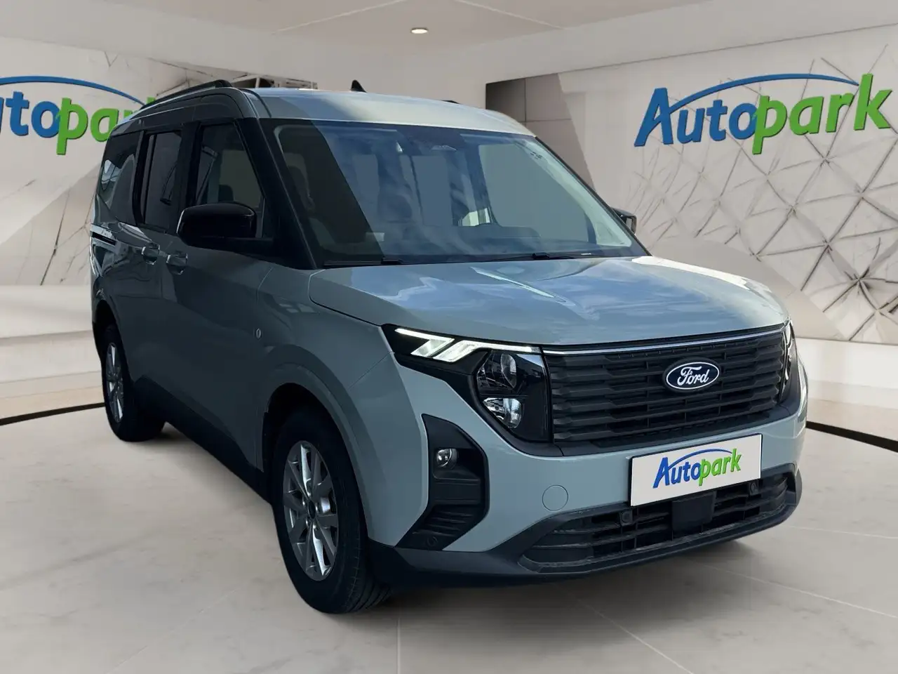 Ford Tourneo Courier 2026