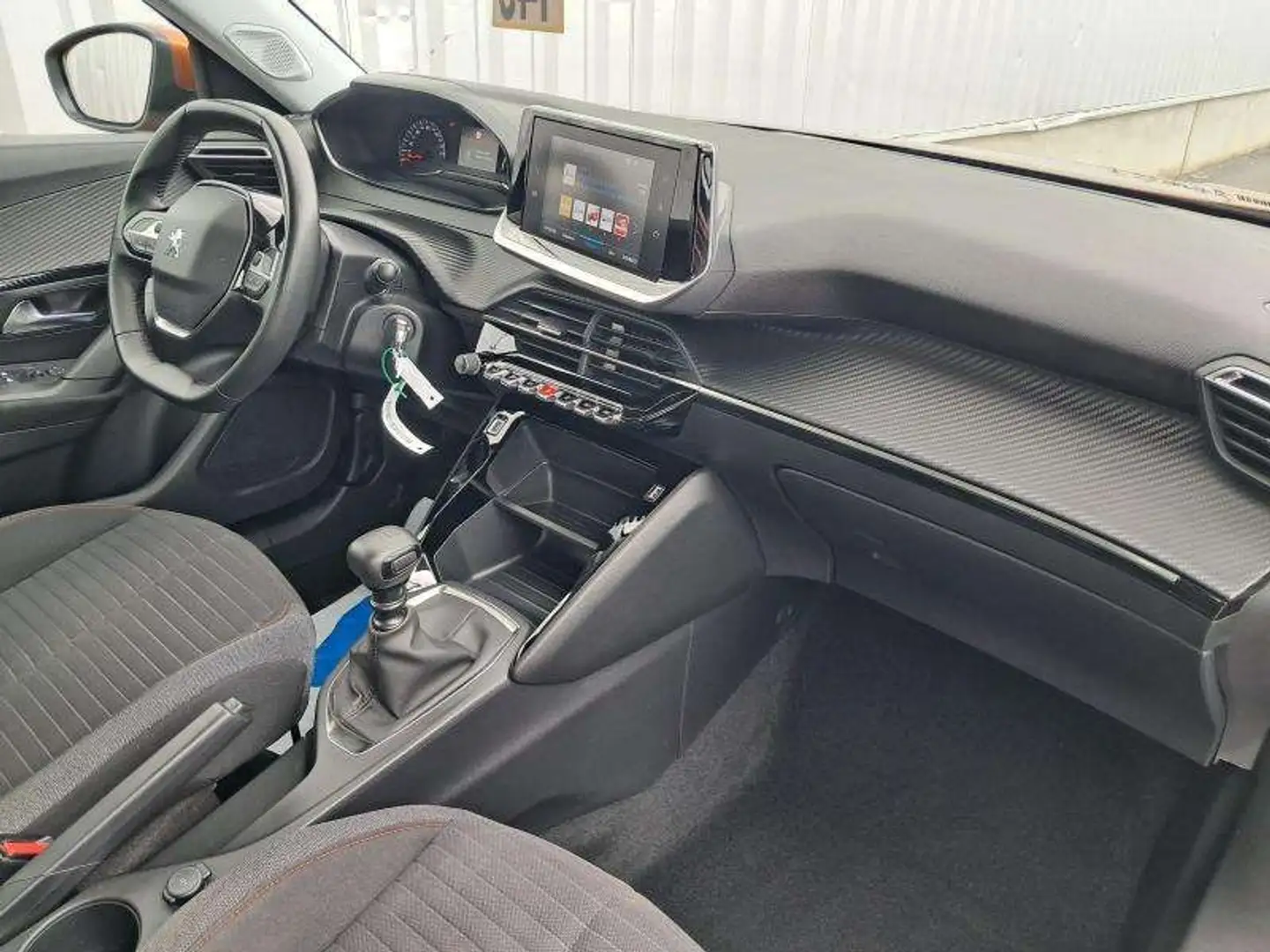 Peugeot 2008 Active Orange - 2