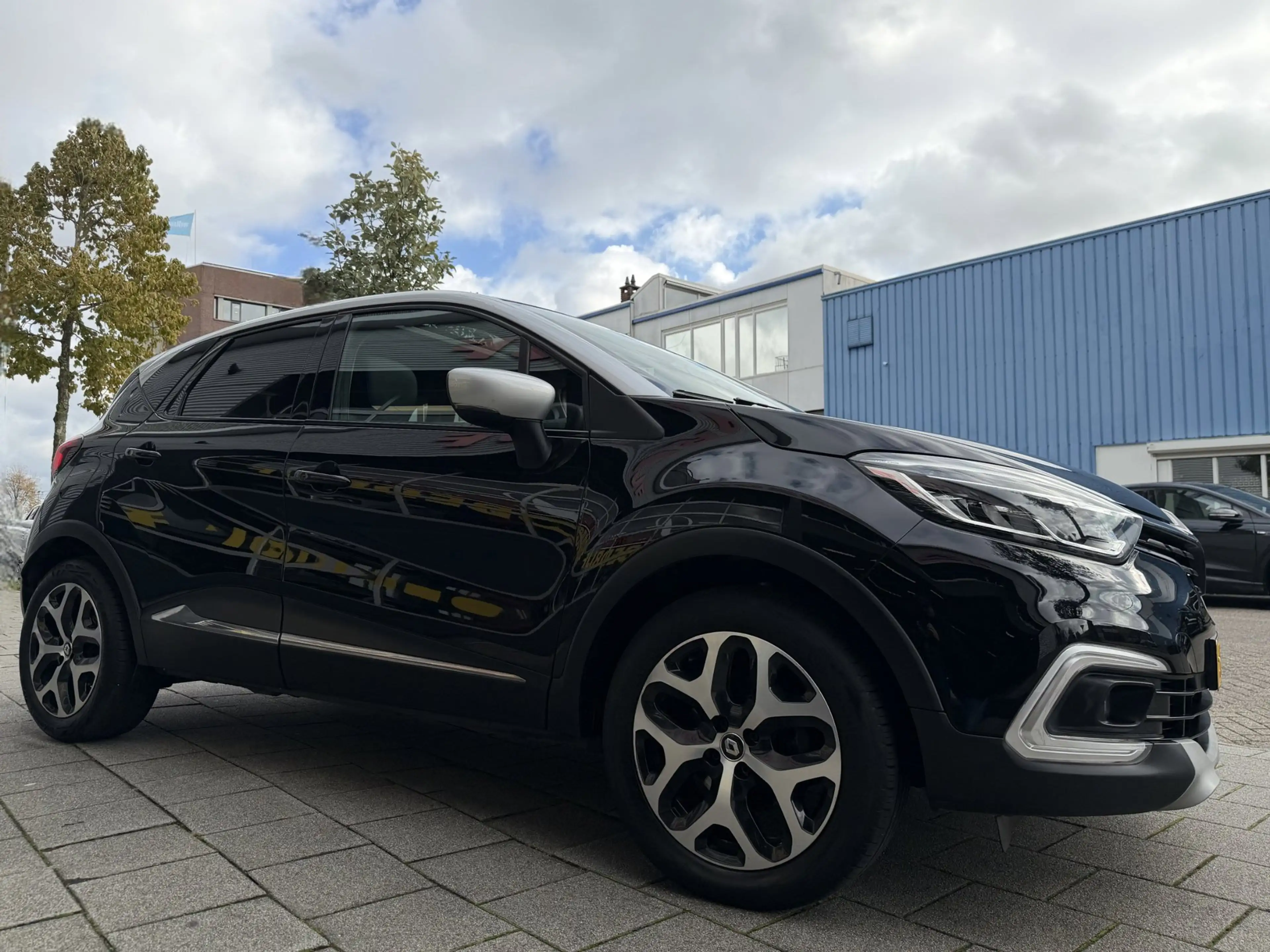Renault Captur 1.3 TCe Intens AUTOMAAT I Panorama dak I Navigatie — photo 11