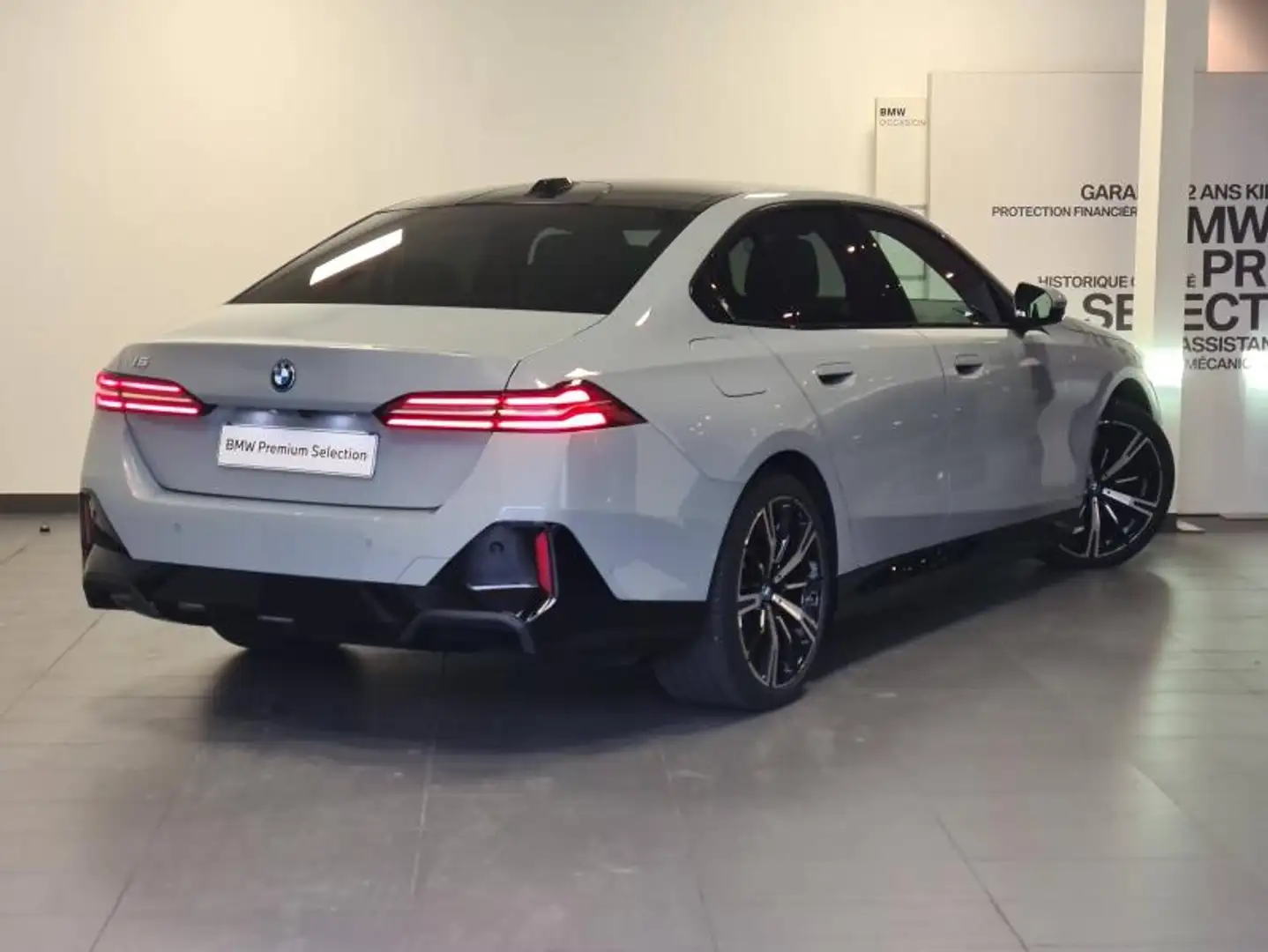 BMW i5 i5 340ch M Sport eDrive40 Gris - 2