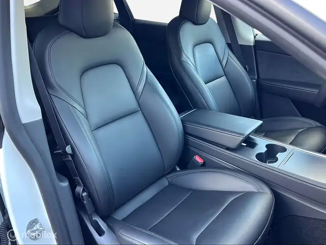 Tesla Model Y view 6