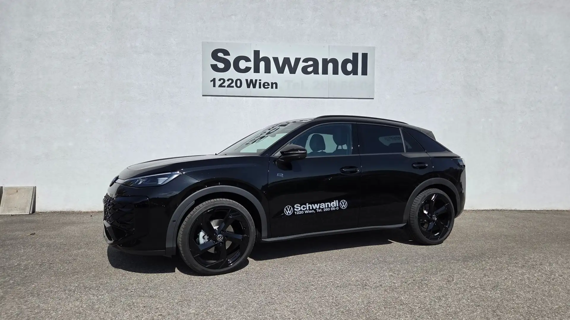 Volkswagen T-Roc R-Line eTSI DSG Schwarz - 1