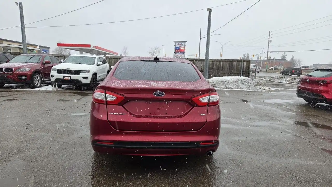 Ford Fusion снимка Ford Fusion