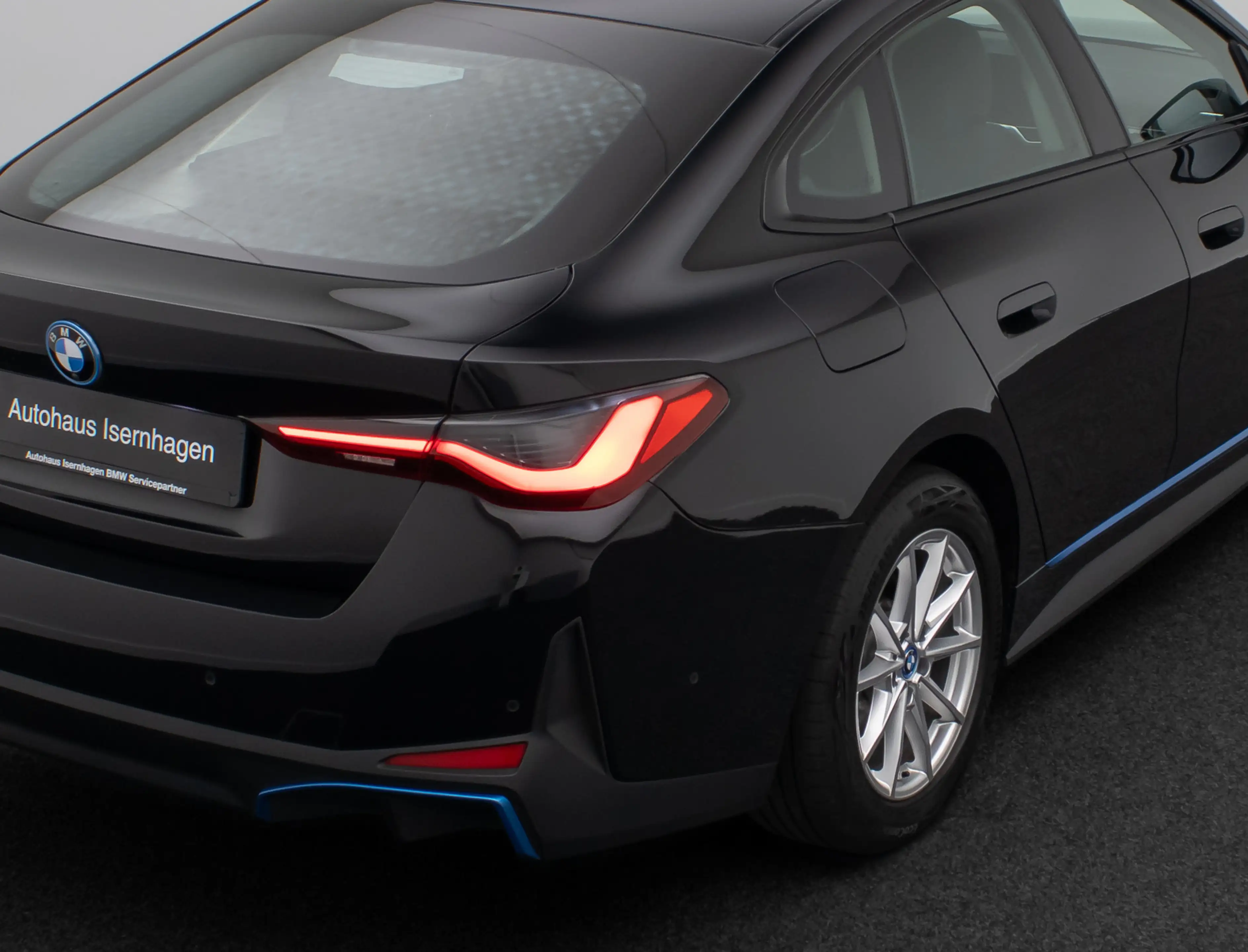 BMW i4 GC HiFi Kamera DAB Widscreen Sportsitze — photo 15