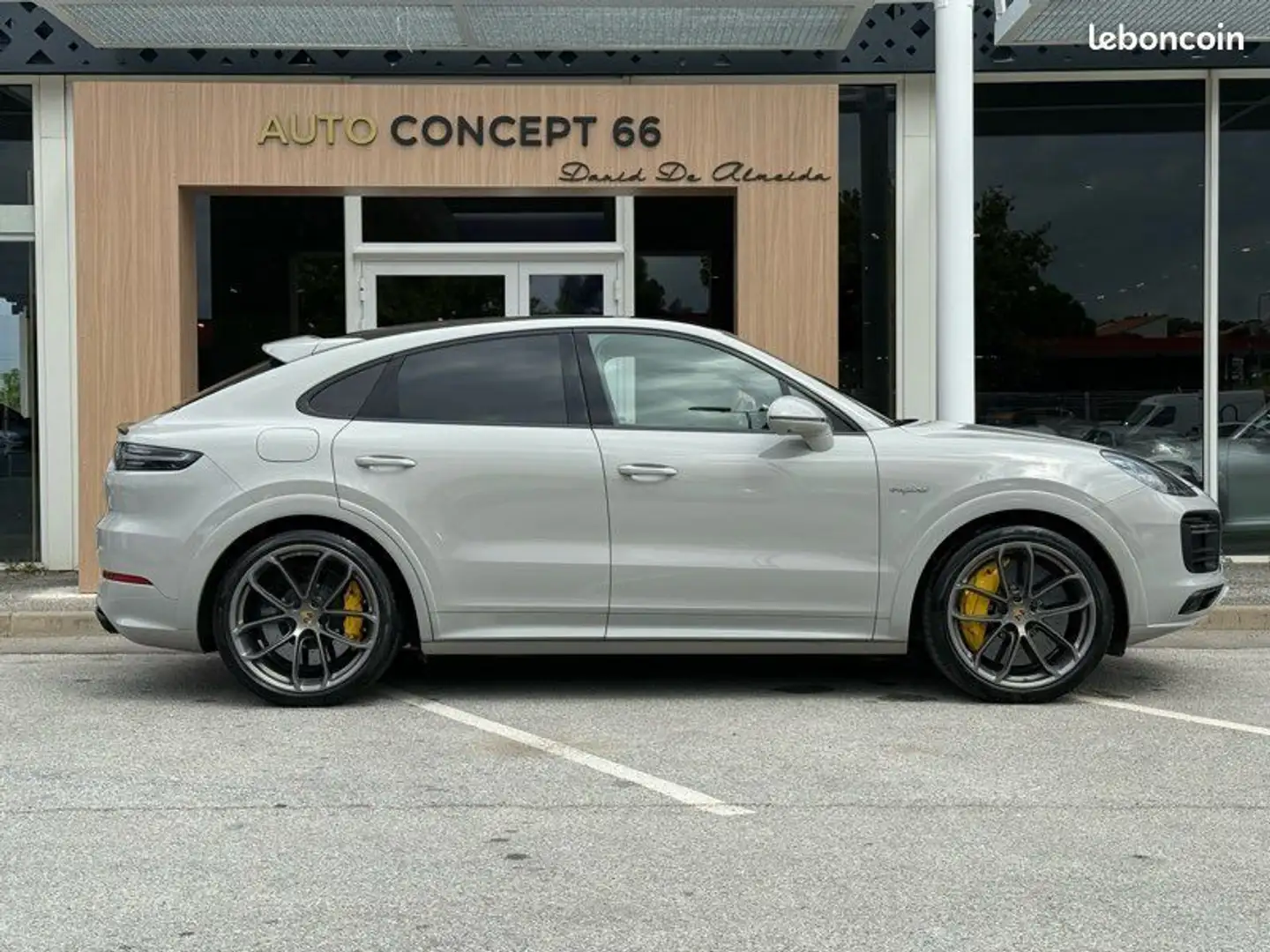 Porsche Cayenne PORCHE COUPE HYBRIDE TURBO S 680 Ch Gris - 2