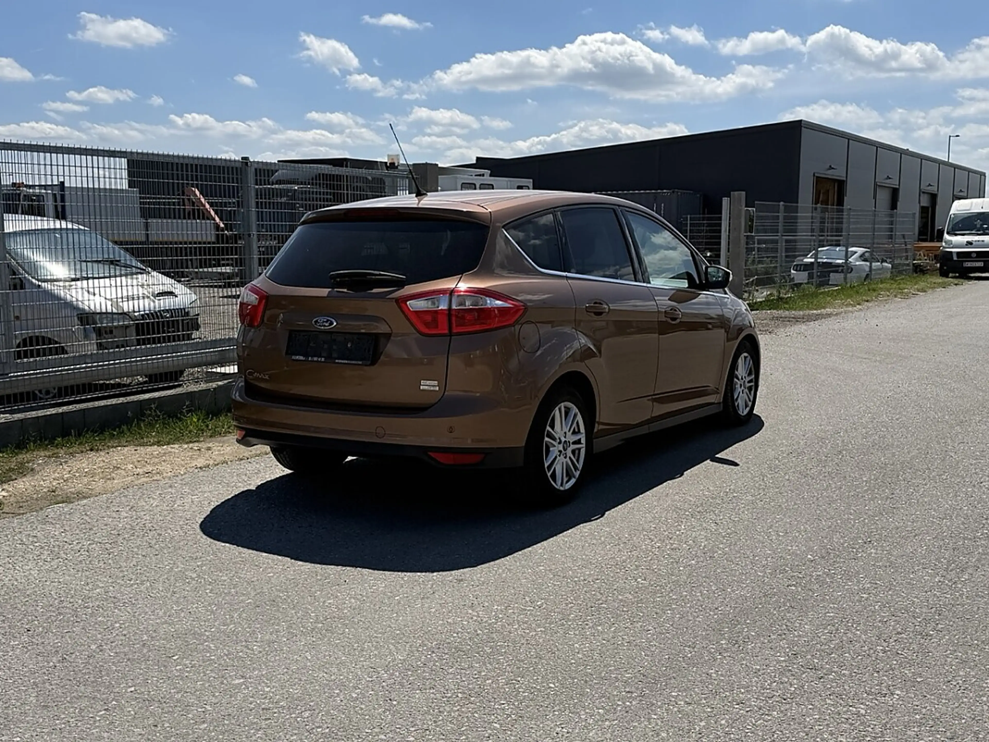 Ford C-Max C-MAX Titanium 1,0 EcoBoost — photo 3
