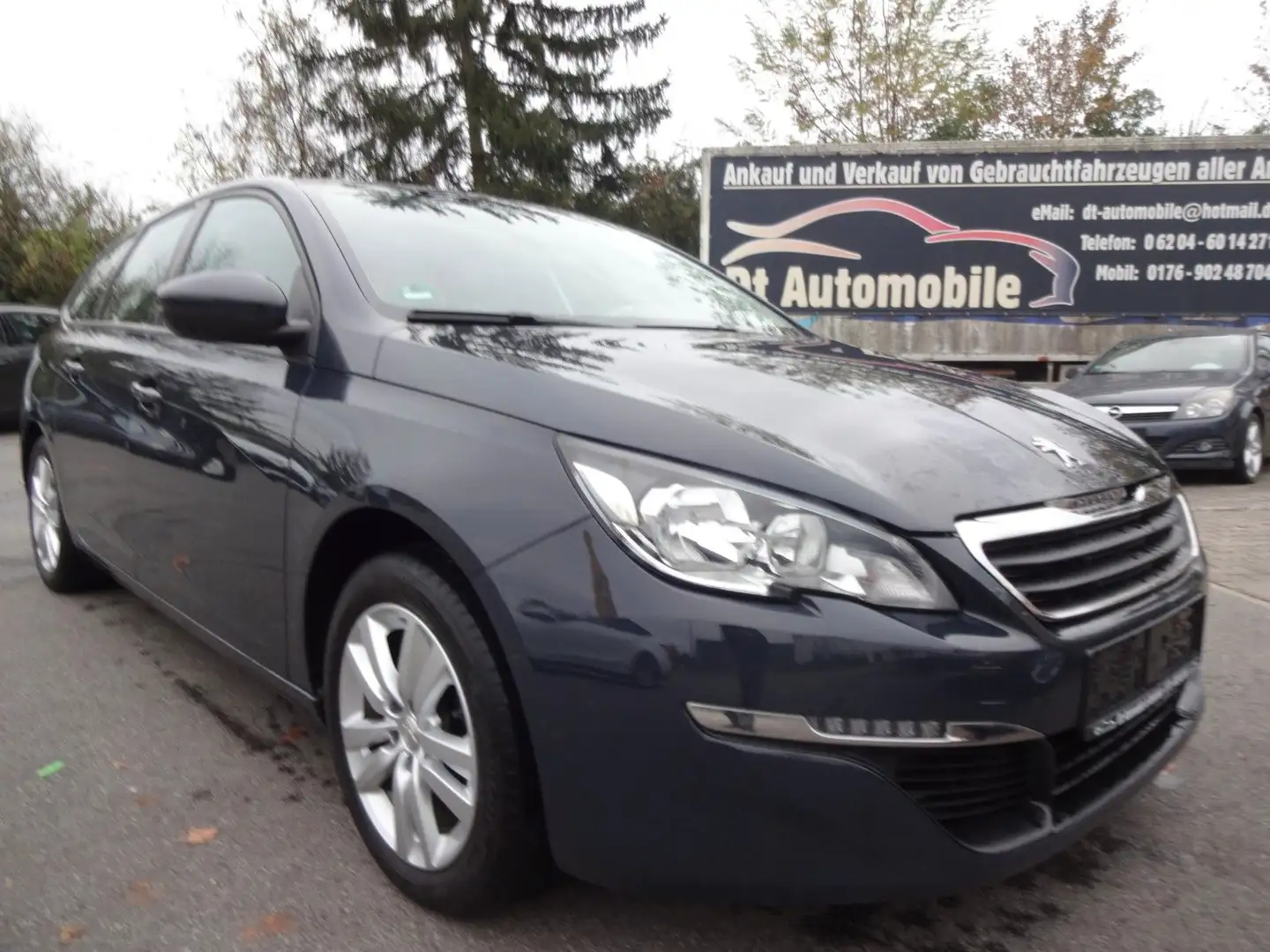 Peugeot 308 SW Active 130 PureTech STOP & START/Navi/8 F Grau - 1