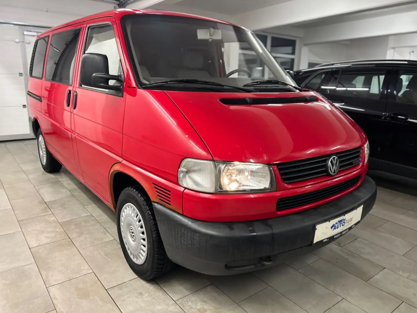 Volkswagen T4 Multivan *AHK*7-Sitzer* AT-Motor und Getriebe Červená - 2