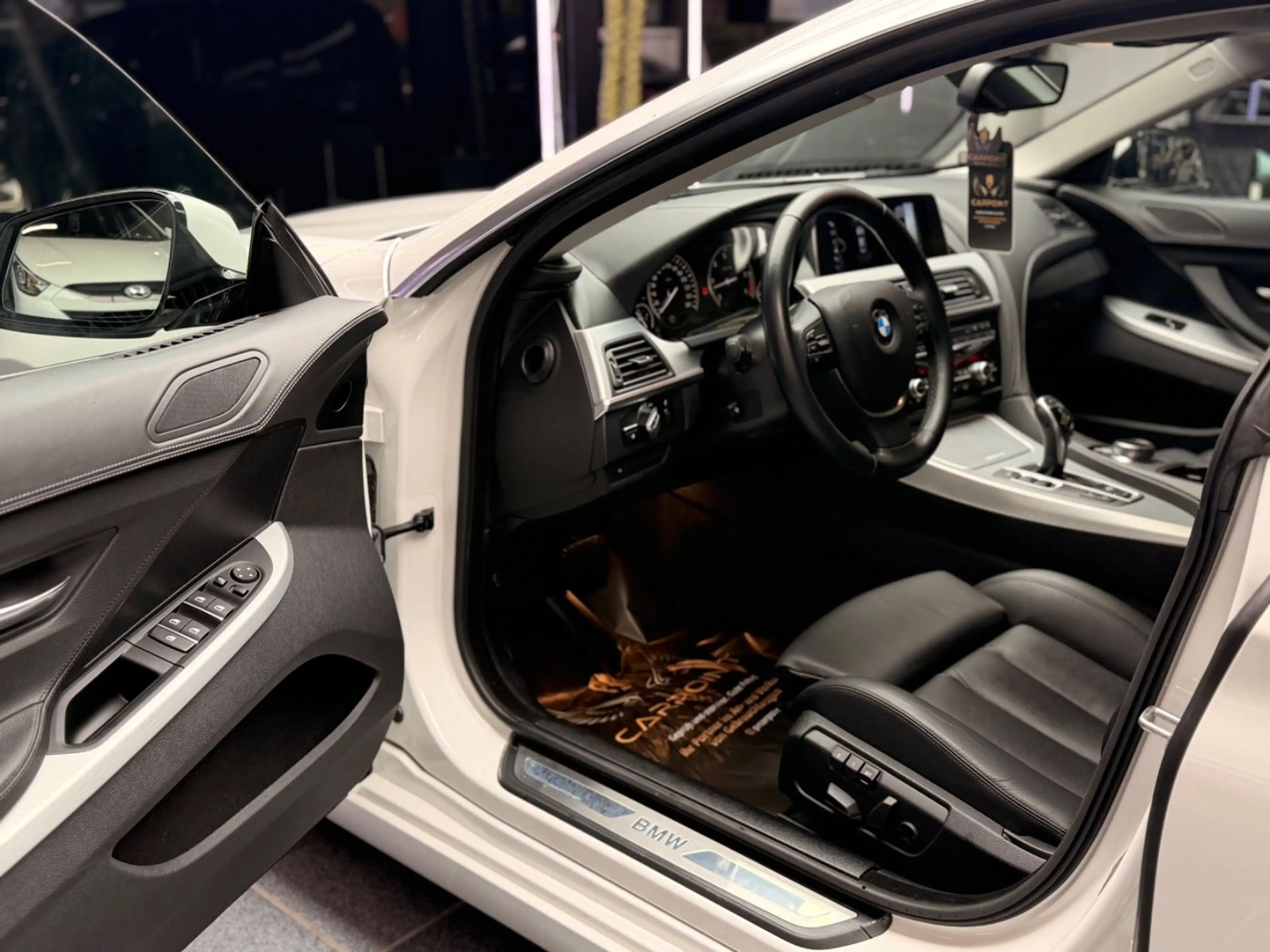 BMW 640 d Gran Coupe Sport /LED/HEAD-UP/MEMORY/CAM — photo 11