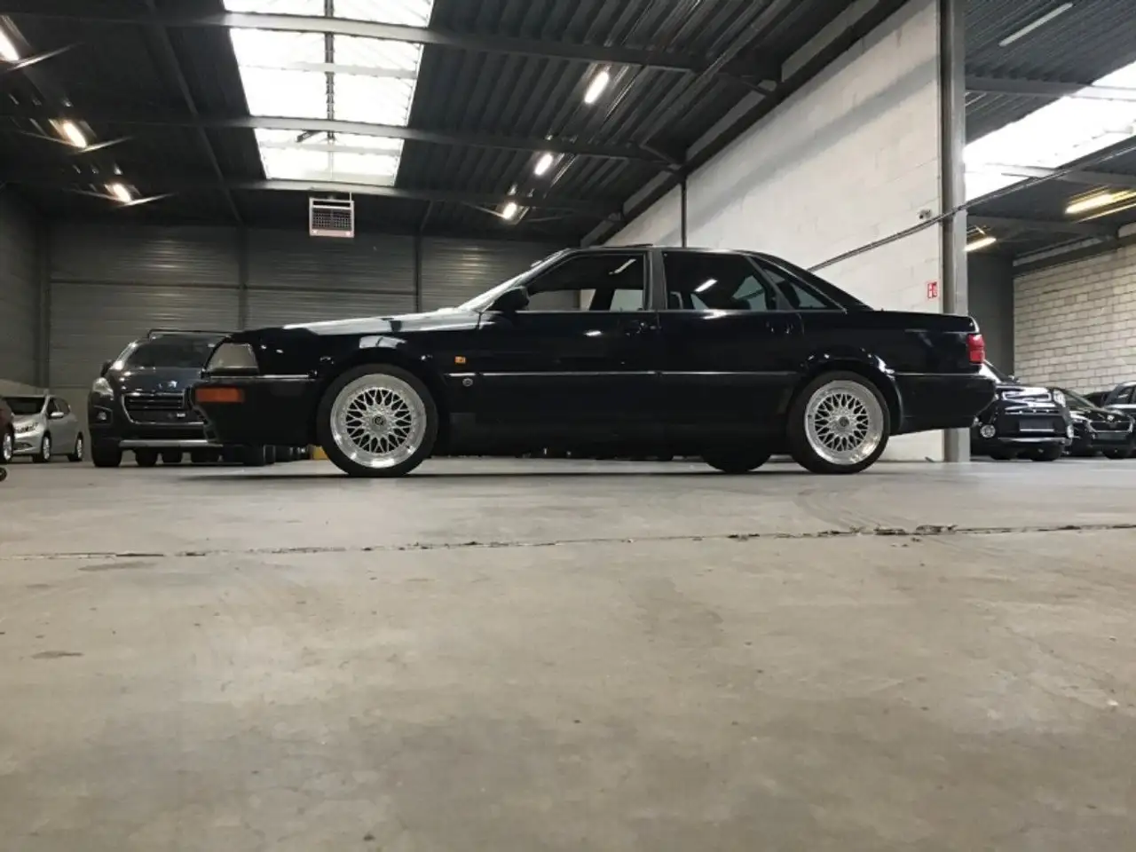 Audi V8