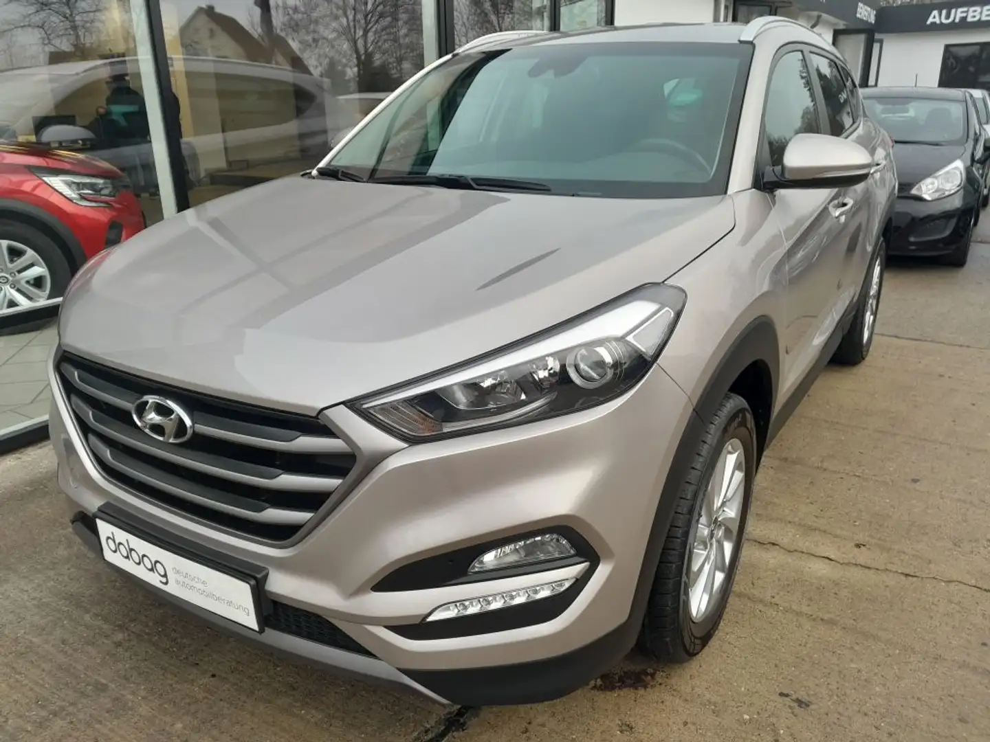 Hyundai TUCSON 1.6 Turbo 2WD Intro Edition - 1