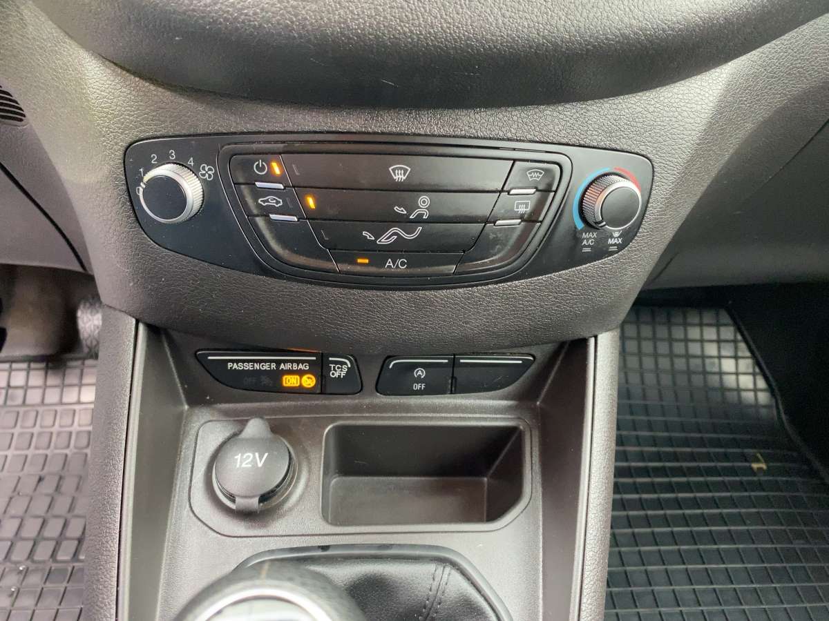 Ford Transit Courier