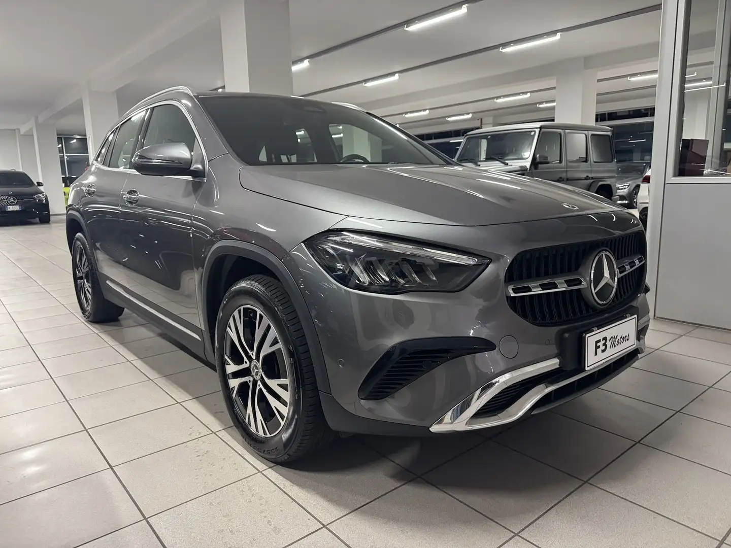 Mercedes-Benz GLA 200 GLA 200 d Automatic Progressive Advanced Grau - 2