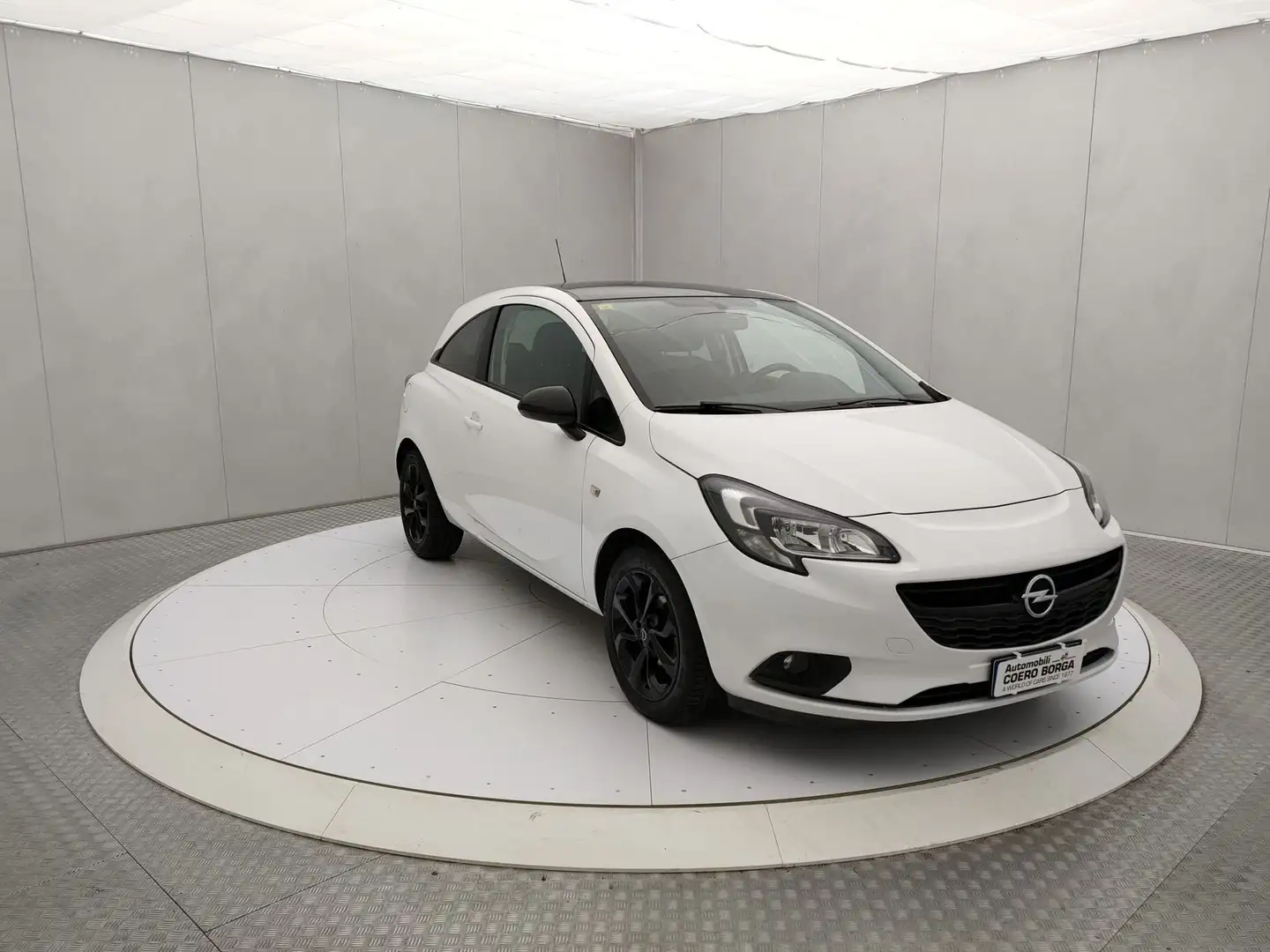 Opel Corsa 1.4 GPL 5 porte b-Color Bianco - 1