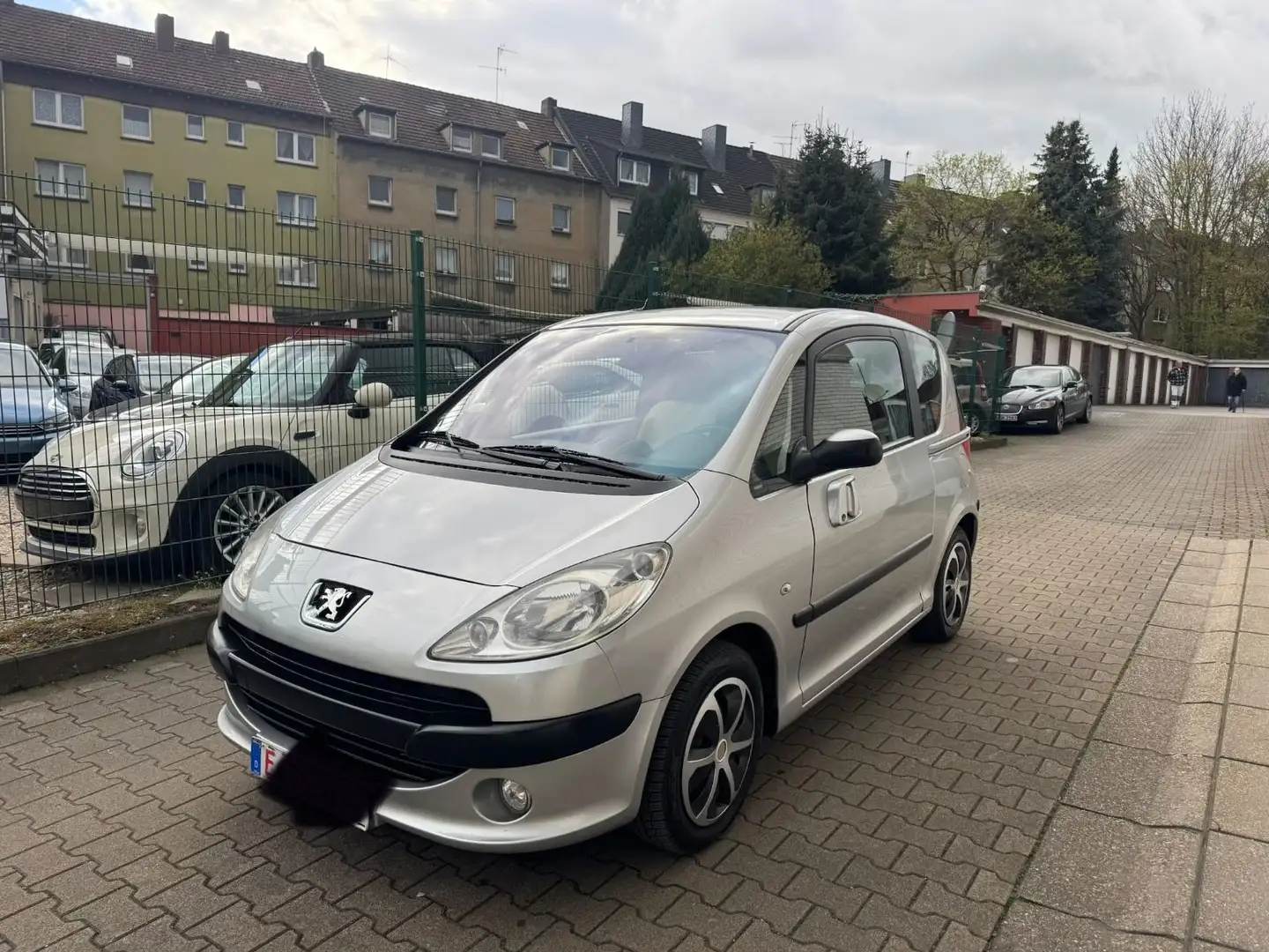 Peugeot 1007 Premiumtüv neu automatik Plateado - 2