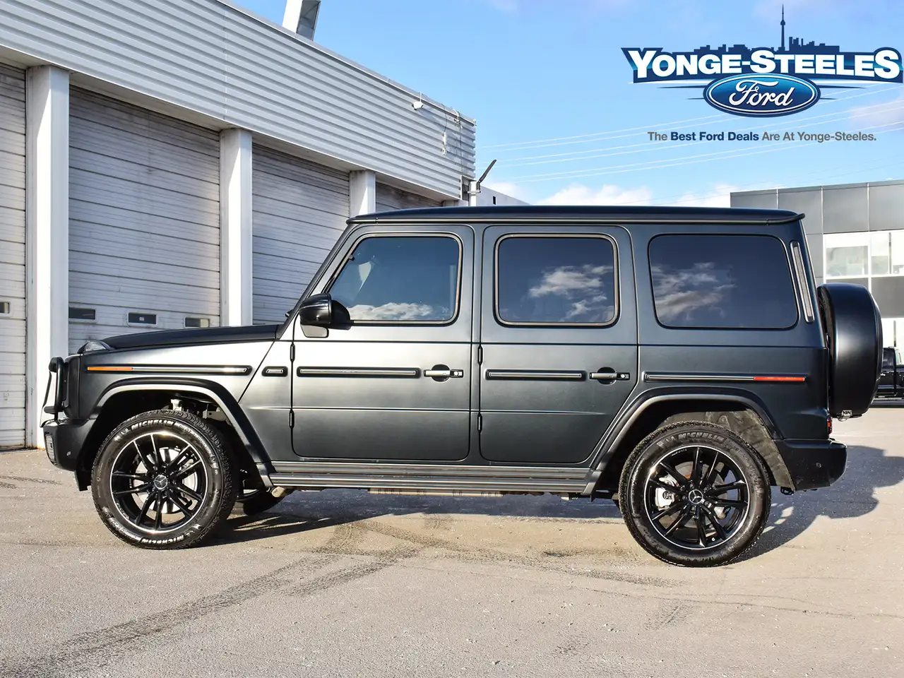 Mercedes-Benz G-Class снимка Mercedes-Benz G-Class