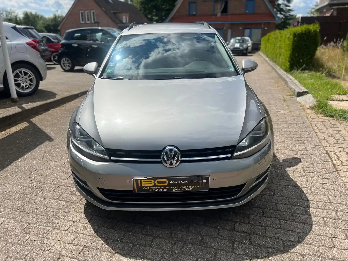 Volkswagen Golf VII Variant Cup AT+Xenon+PDC+GJR+Sitzhz+HU/ Argent - 2