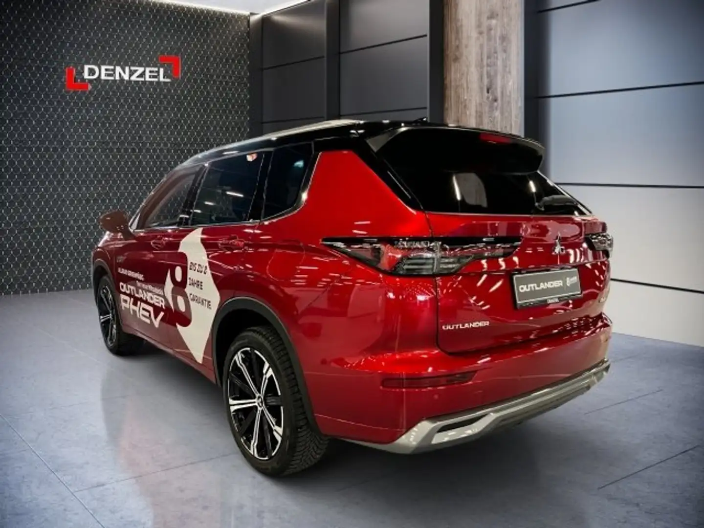Mitsubishi Outlander PHEV 2,4 4WD Diamond 2-tone Leder Rot - 2
