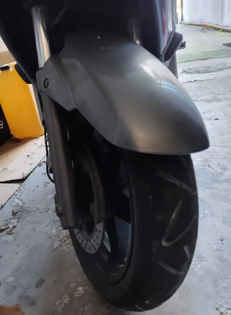 Yamaha X-Max 250 Grigio - 1