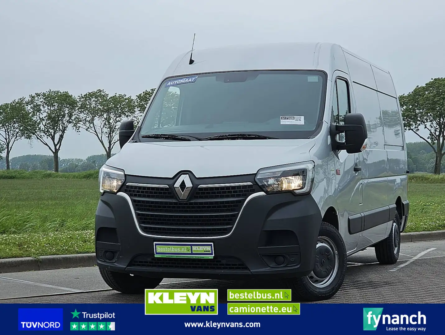 Renault Master 2.3 DCI 150 AUT. L2H2 Zilver - 1