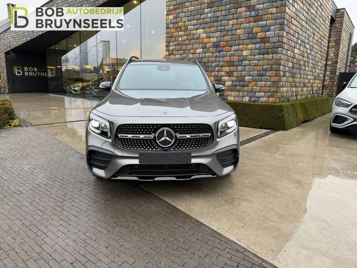 Mercedes-Benz GLB 180 Amg line - Nightpak- trekhaak - keyless go - camer Gris - 2
