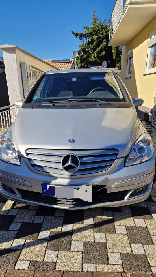 Mercedes-Benz B 150