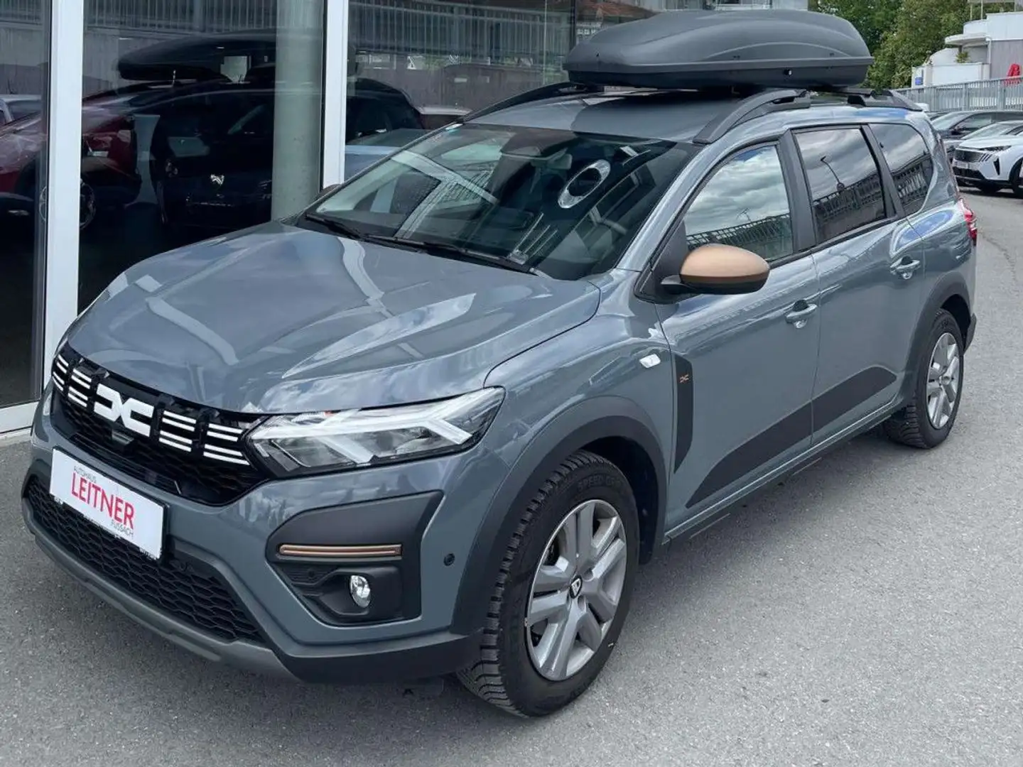 Dacia Jogger Extreme+ Grau - 2